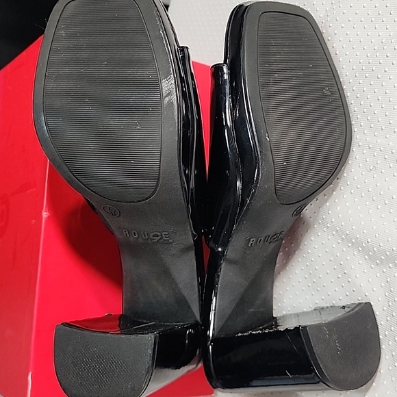 Rouge Helium Patent Leather Block Heel Slide Sandals.  7 - Picture 7 of 8